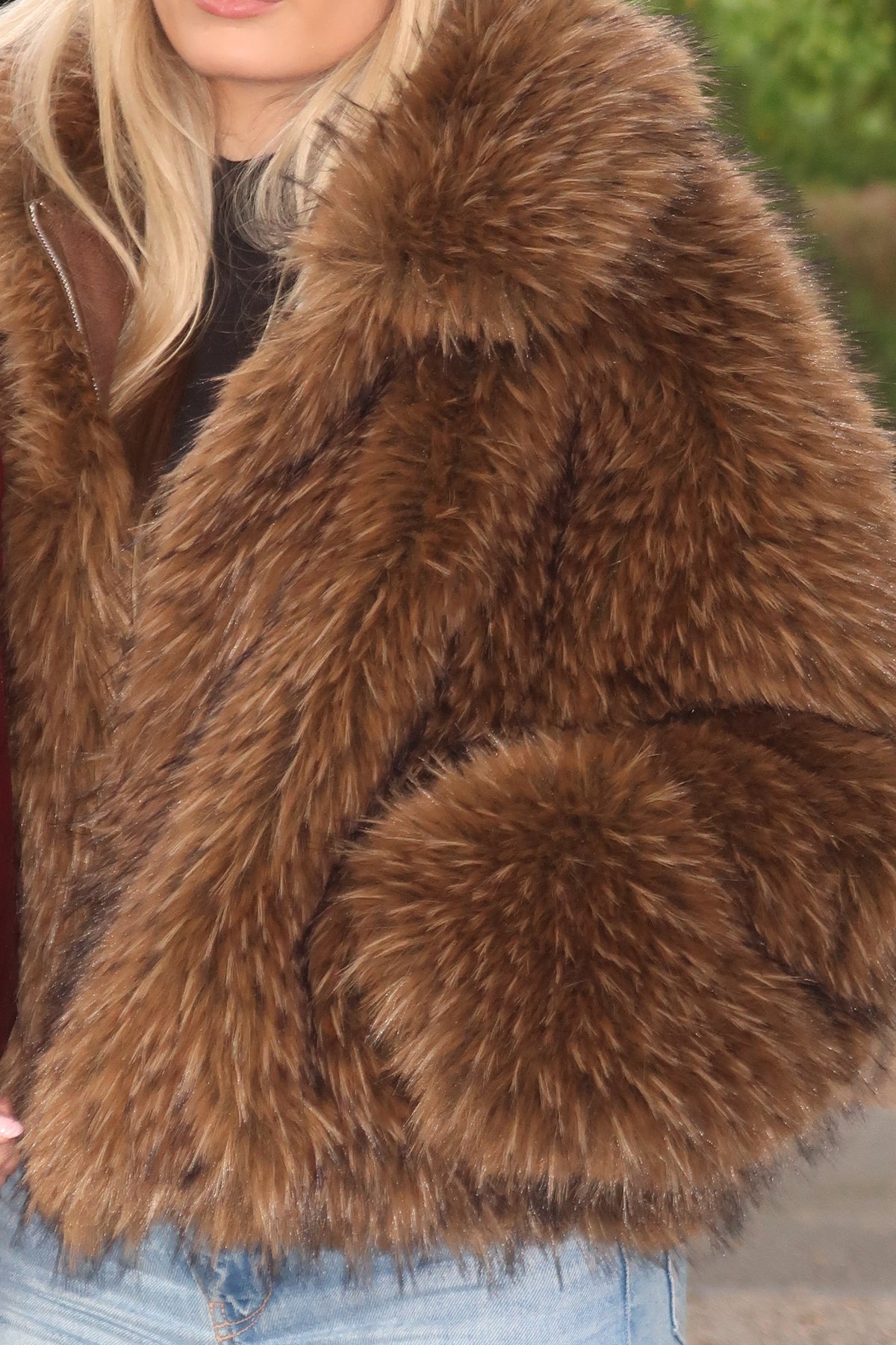 BLAIR OVERSIZED FAUX FUR JACKET - CHESTNUT