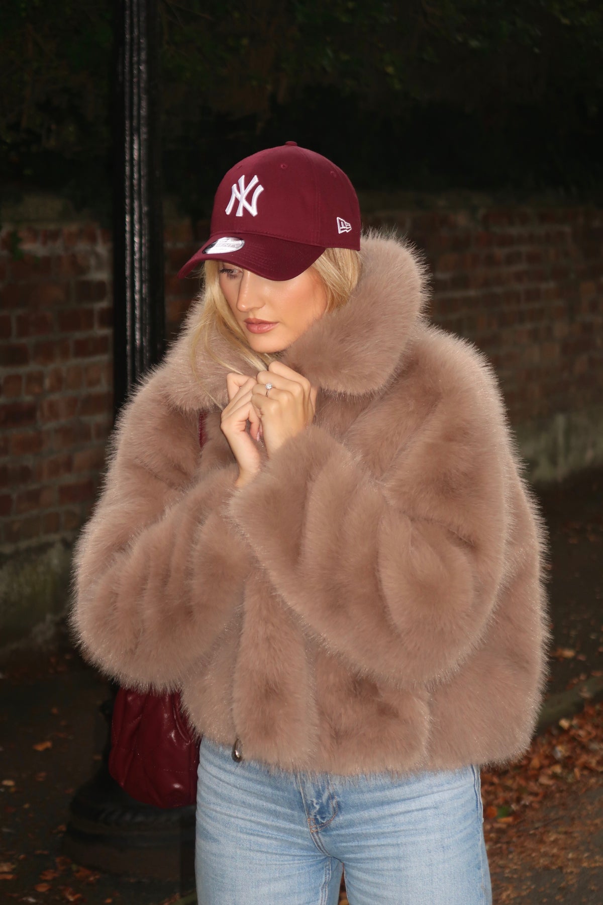 VIENNA FAUX FUR - TAUPE