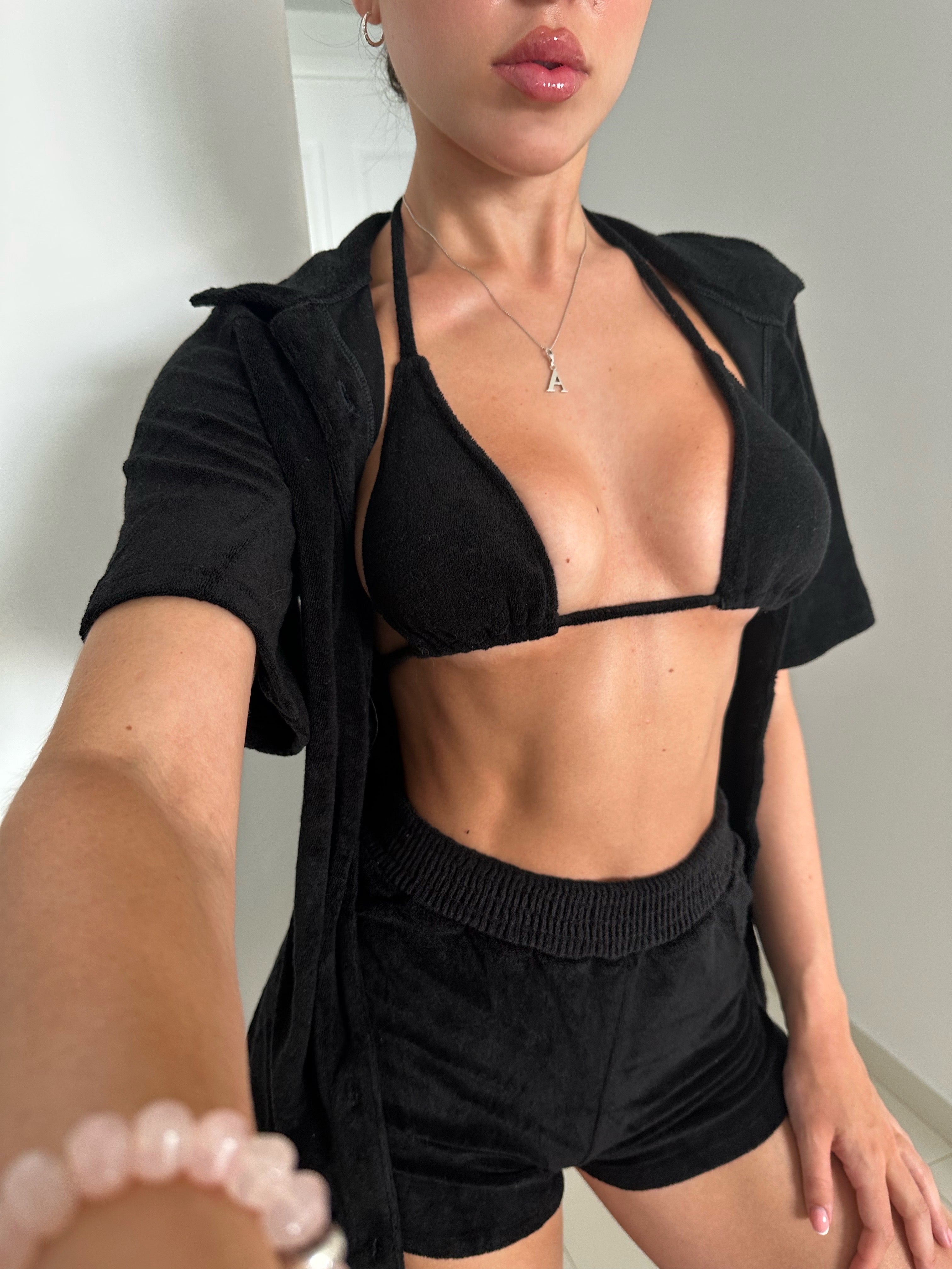 BLACK TOWELLING SHIRT