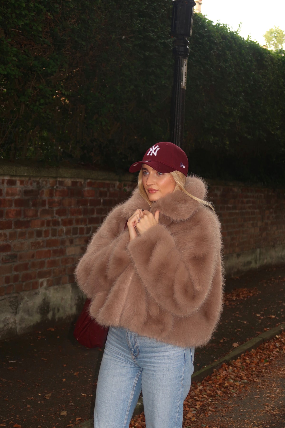 VIENNA FAUX FUR - TAUPE